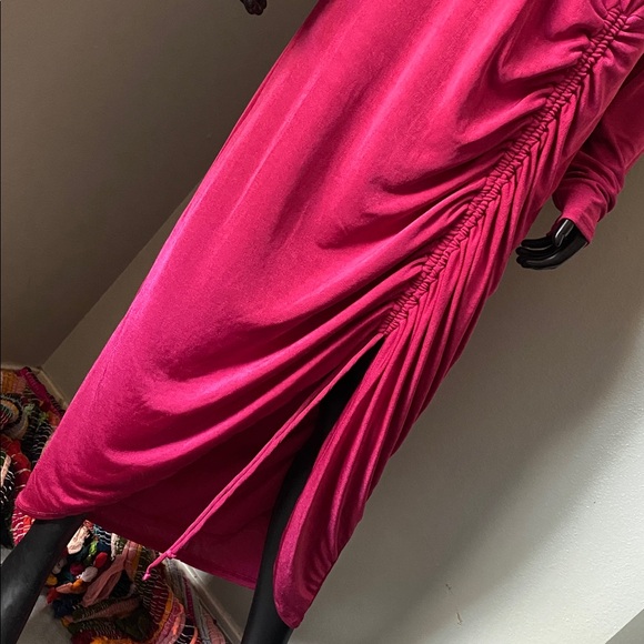 NINA PARKER Elegant Pink Ruched Dress NWTs - Picture 12 of 15